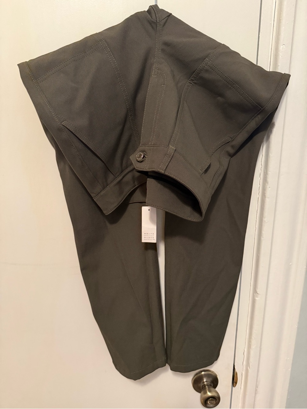 Straight Leg slim ankle Pants in Olive - Picture 6 of 6